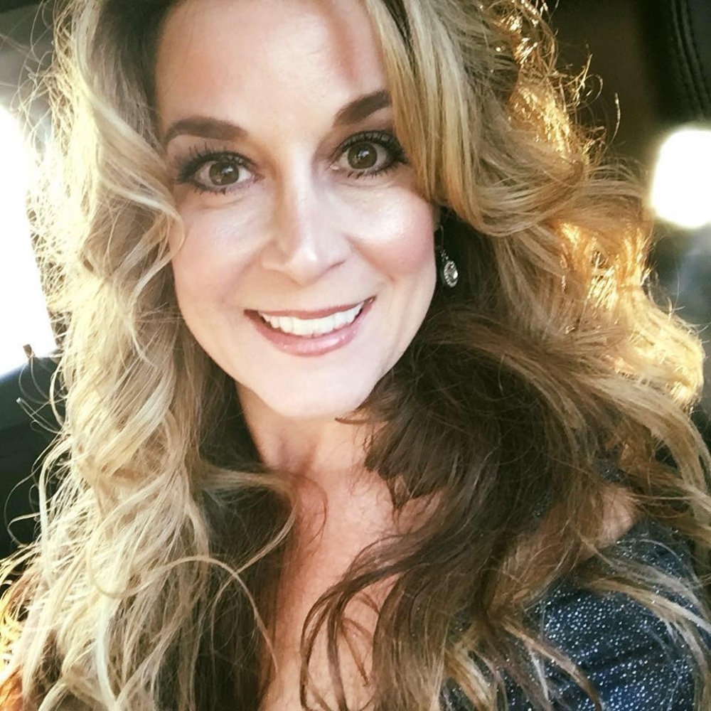 Meet your Posher, Annette